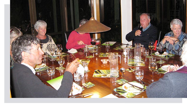 dining-twin-waters dining-twin-waters